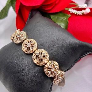 🌹NWT Fine Filigree Gold Stretch Bracelet 🌹